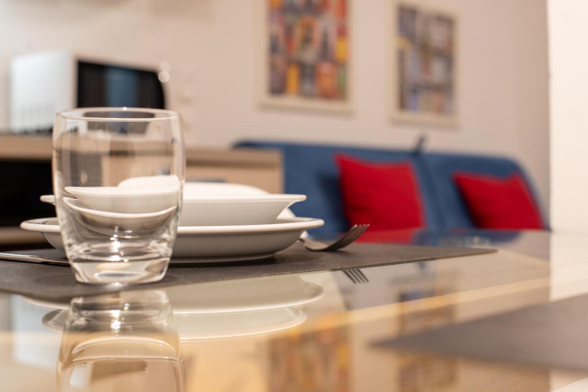 U Genova Apartment Bagian luar foto