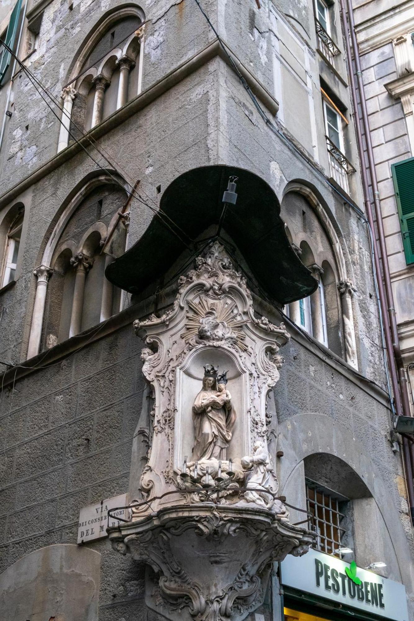 U Genova Apartment Bagian luar foto